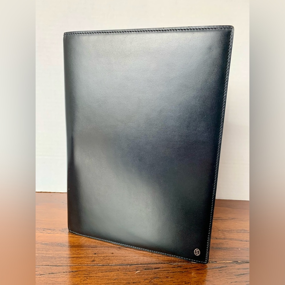 ✅SOLD✅ Cartier de Pasha Black Agenda Cover in good condition!